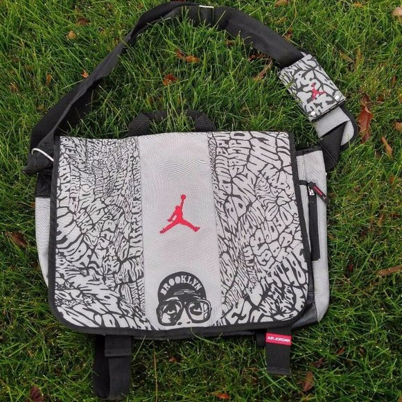 air jordan side bag